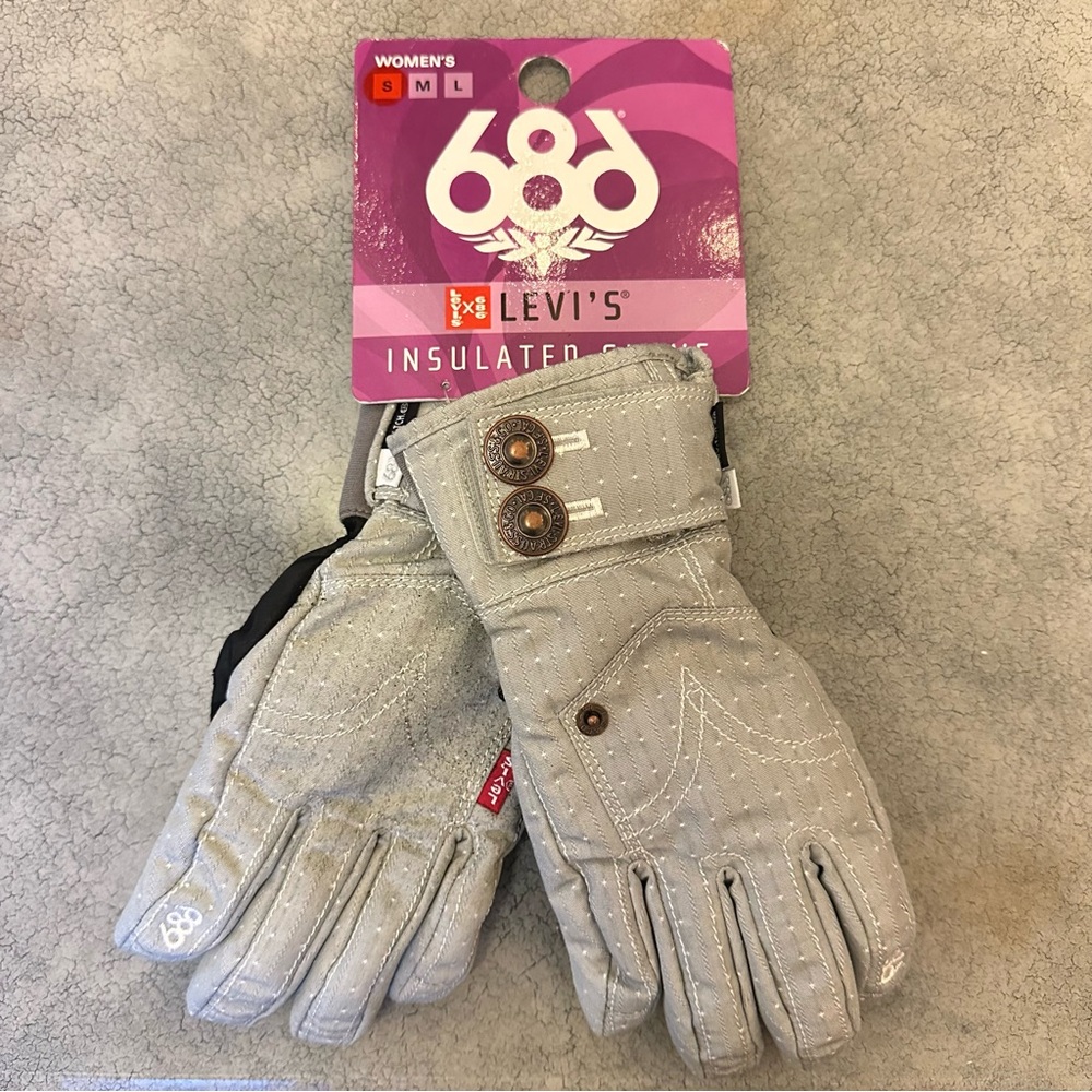 686 Women's Levi's Insulated Gray Small Waterproof Ski Snow Gloves BNWT